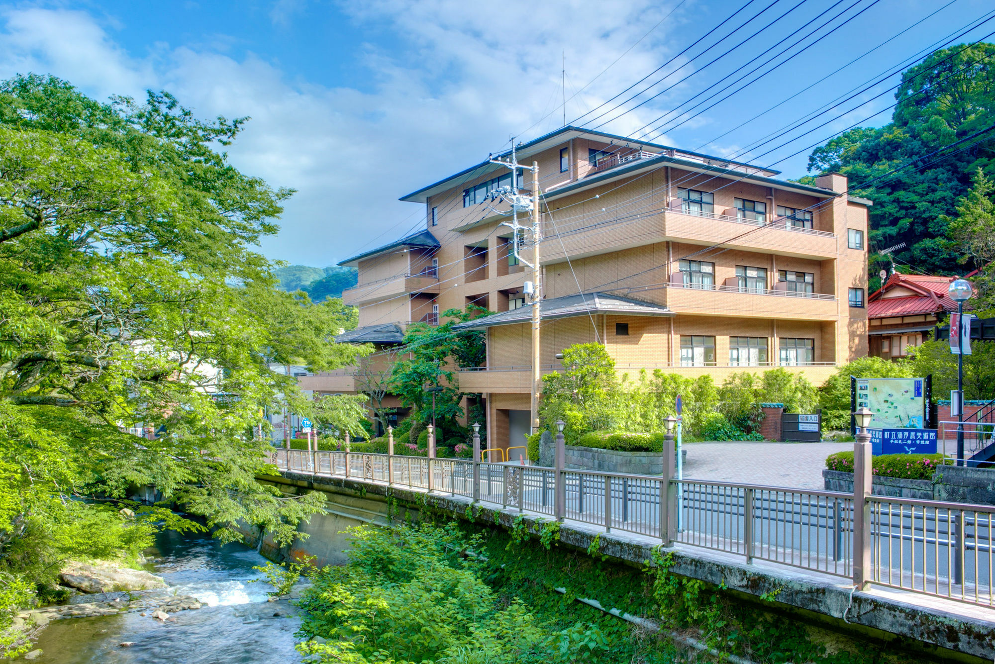 Yugawara Mizunokaori Hotell Exteriör bild